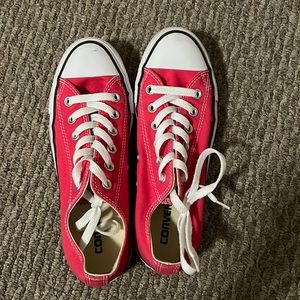 converse pink - hardly used